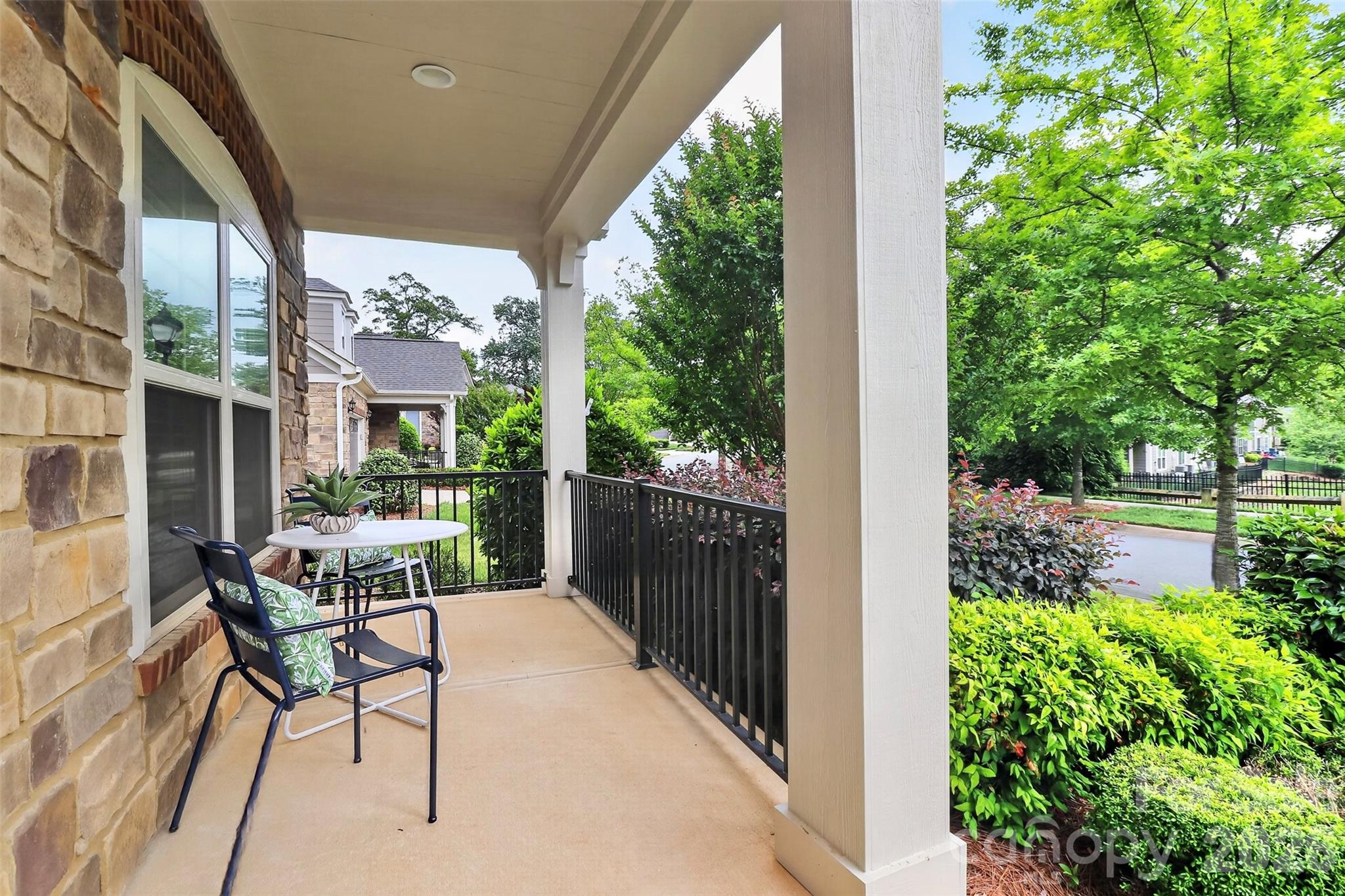 7933 Parknoll Drive