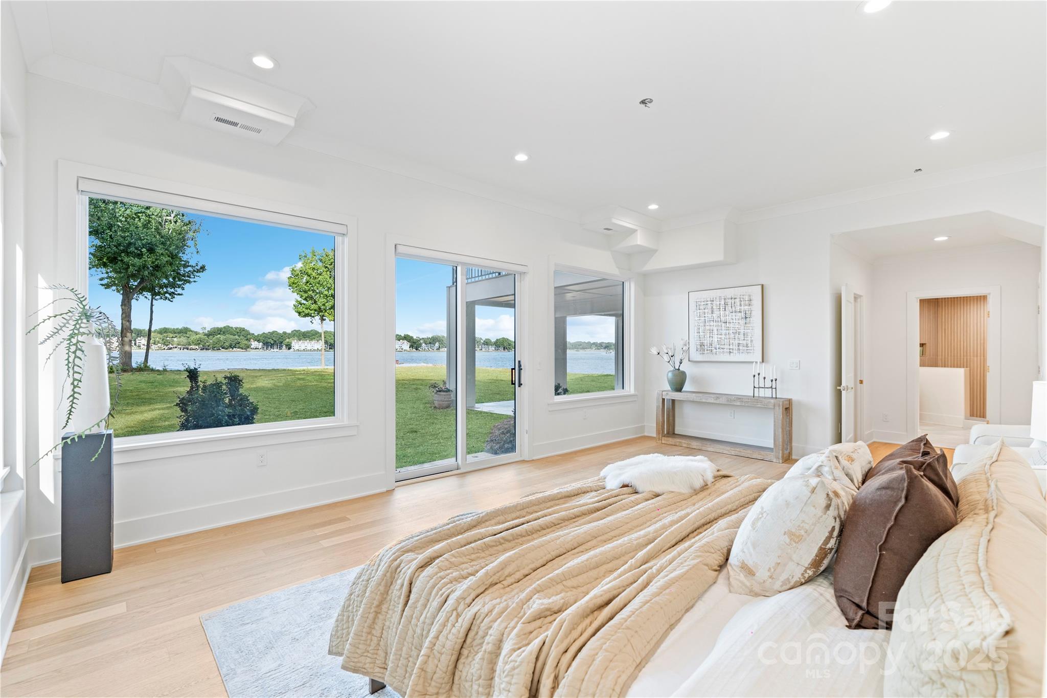 21528 Norman Shores Drive