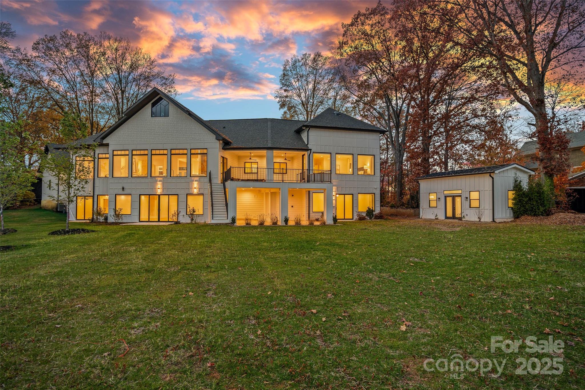 21528 Norman Shores Drive