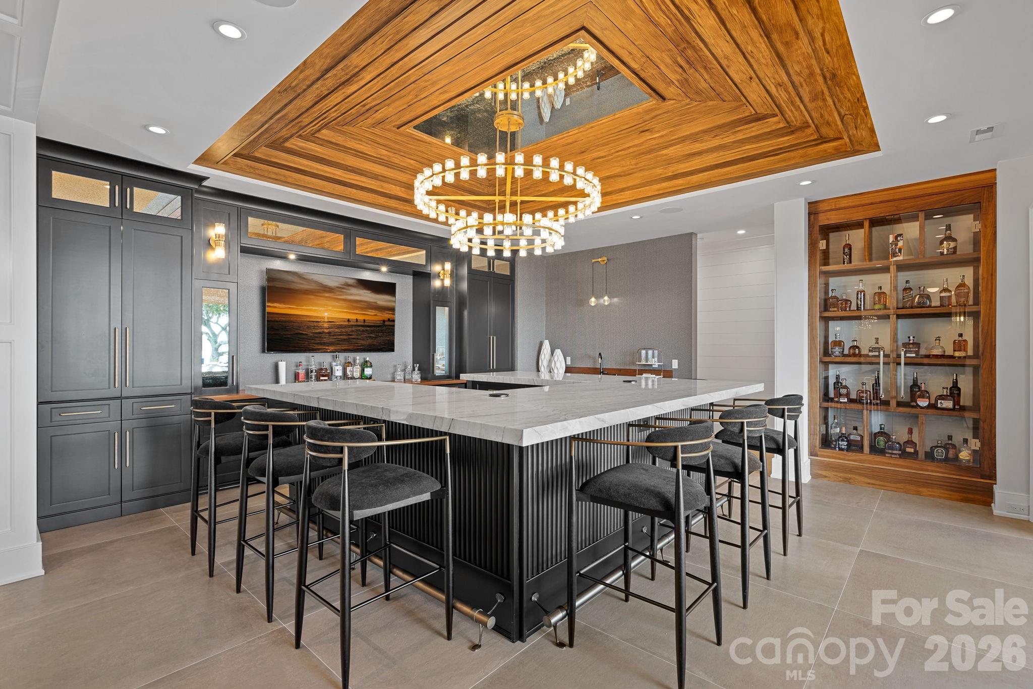 7861 Live Oaks Drive