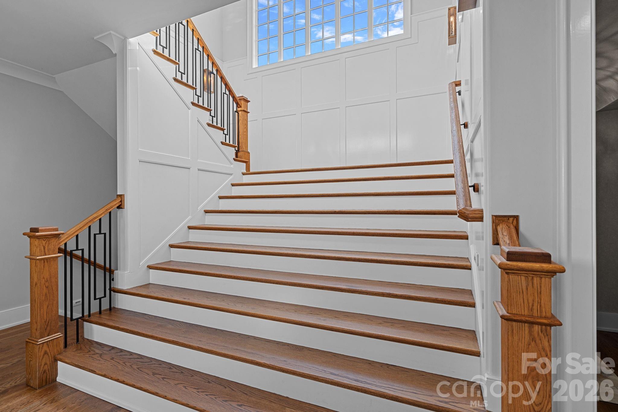 7861 Live Oaks Drive