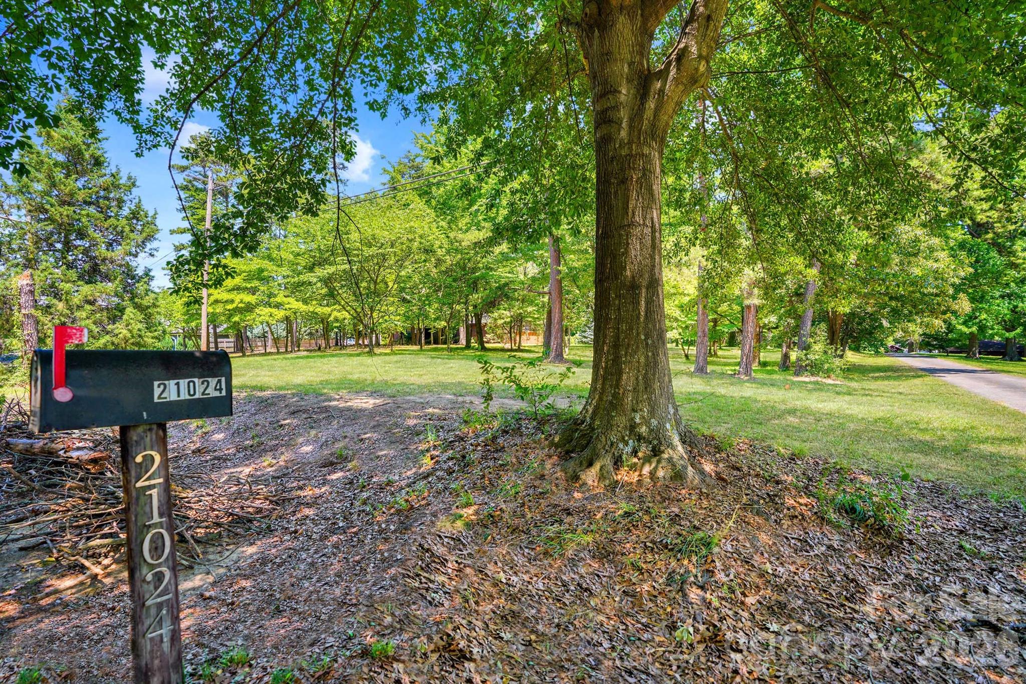 21024 Norman Shores Drive