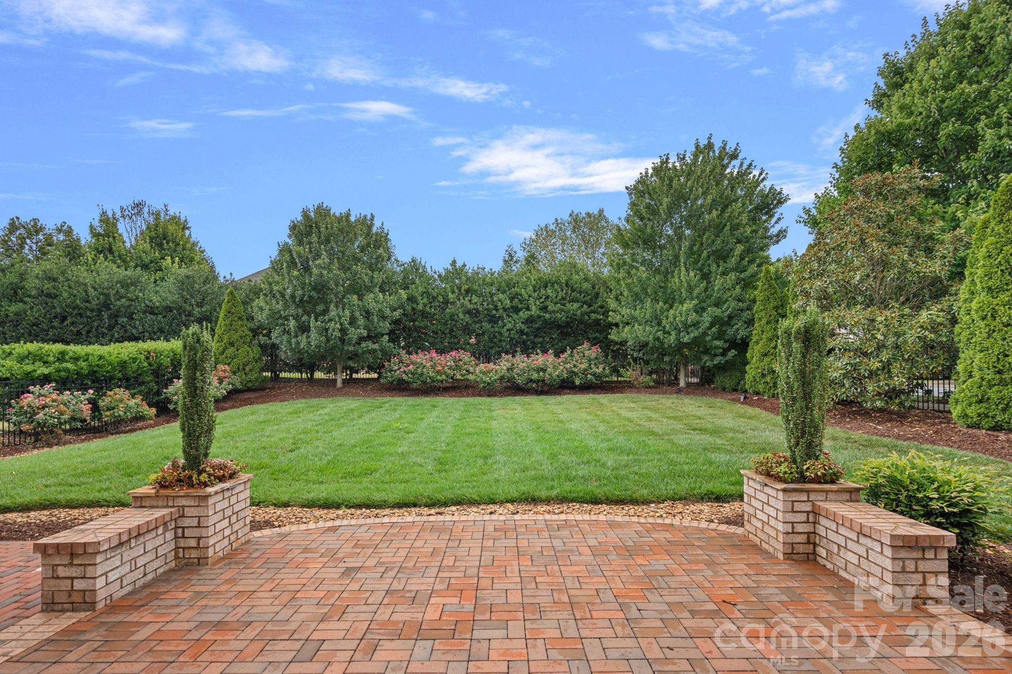 9141 Robbins Preserve Road