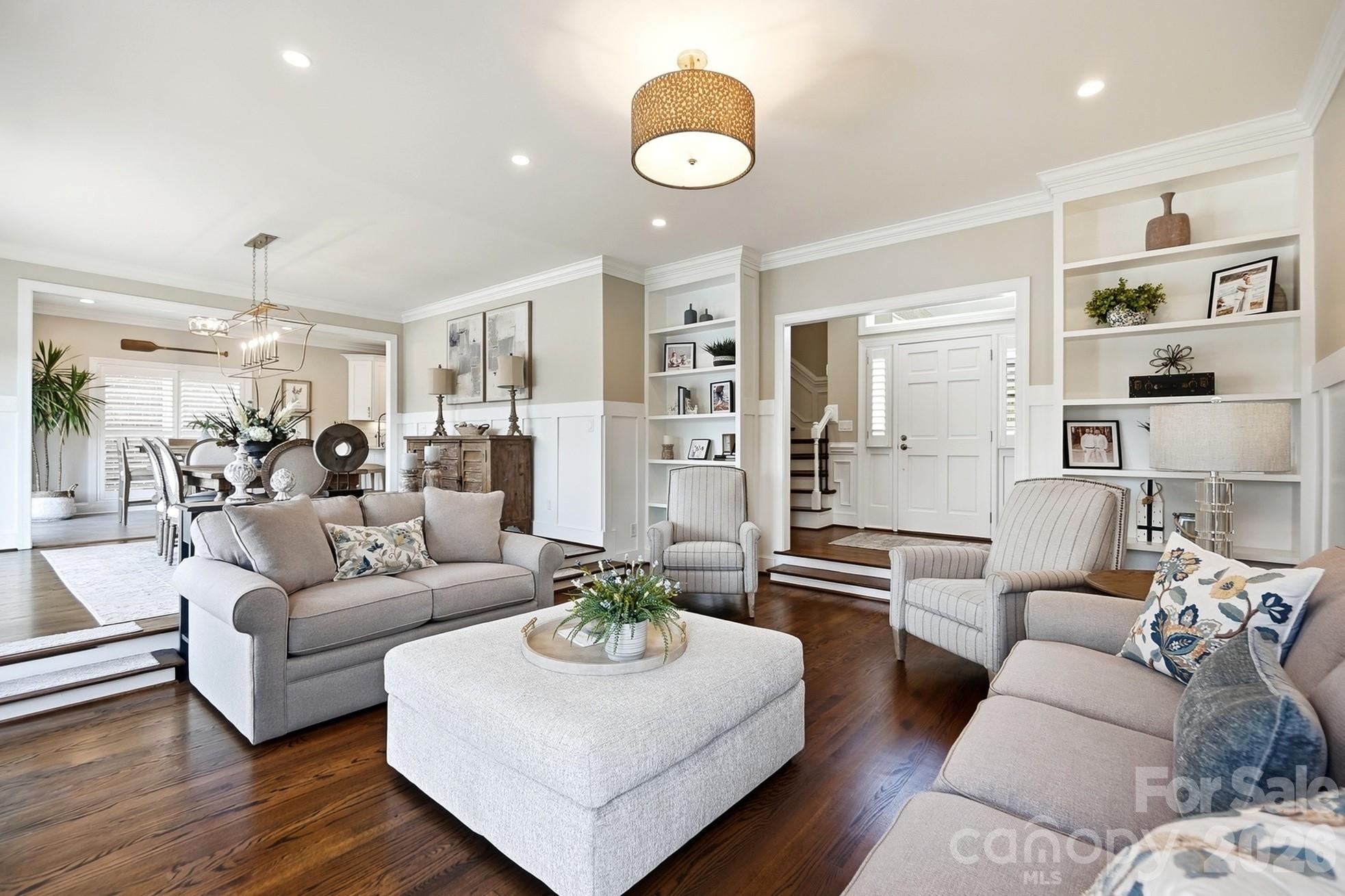 7310 Swansea Lane