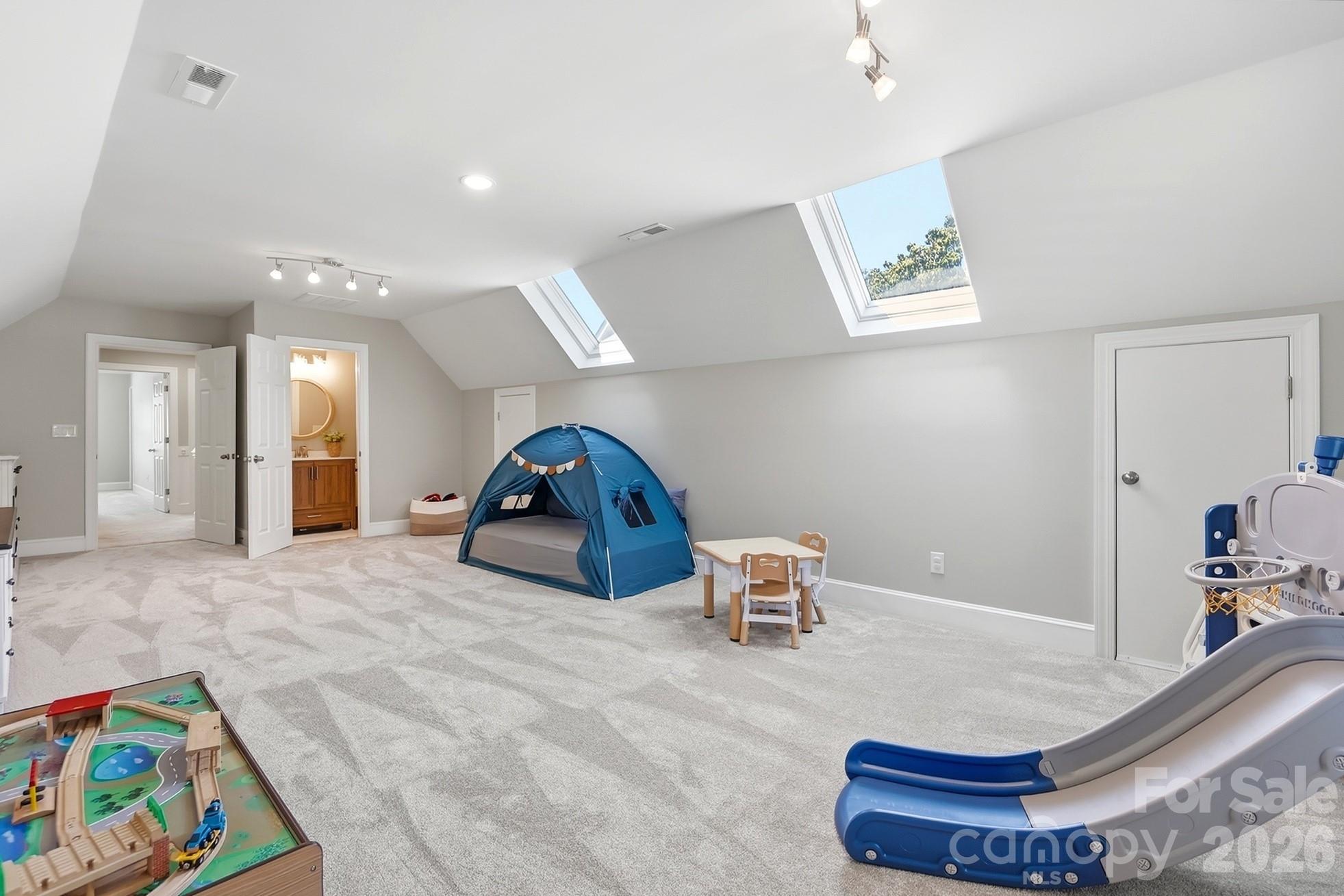 7310 Swansea Lane