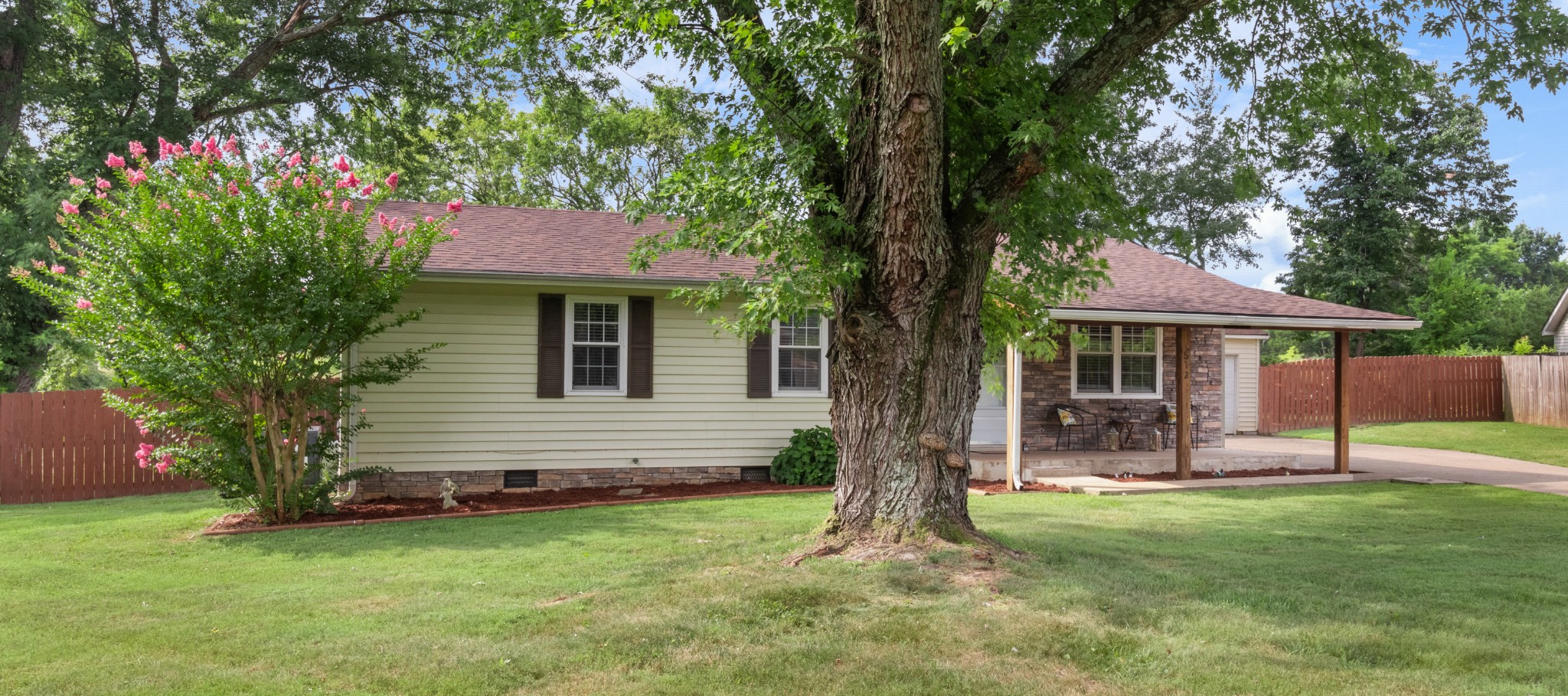 512 Caskey Dr