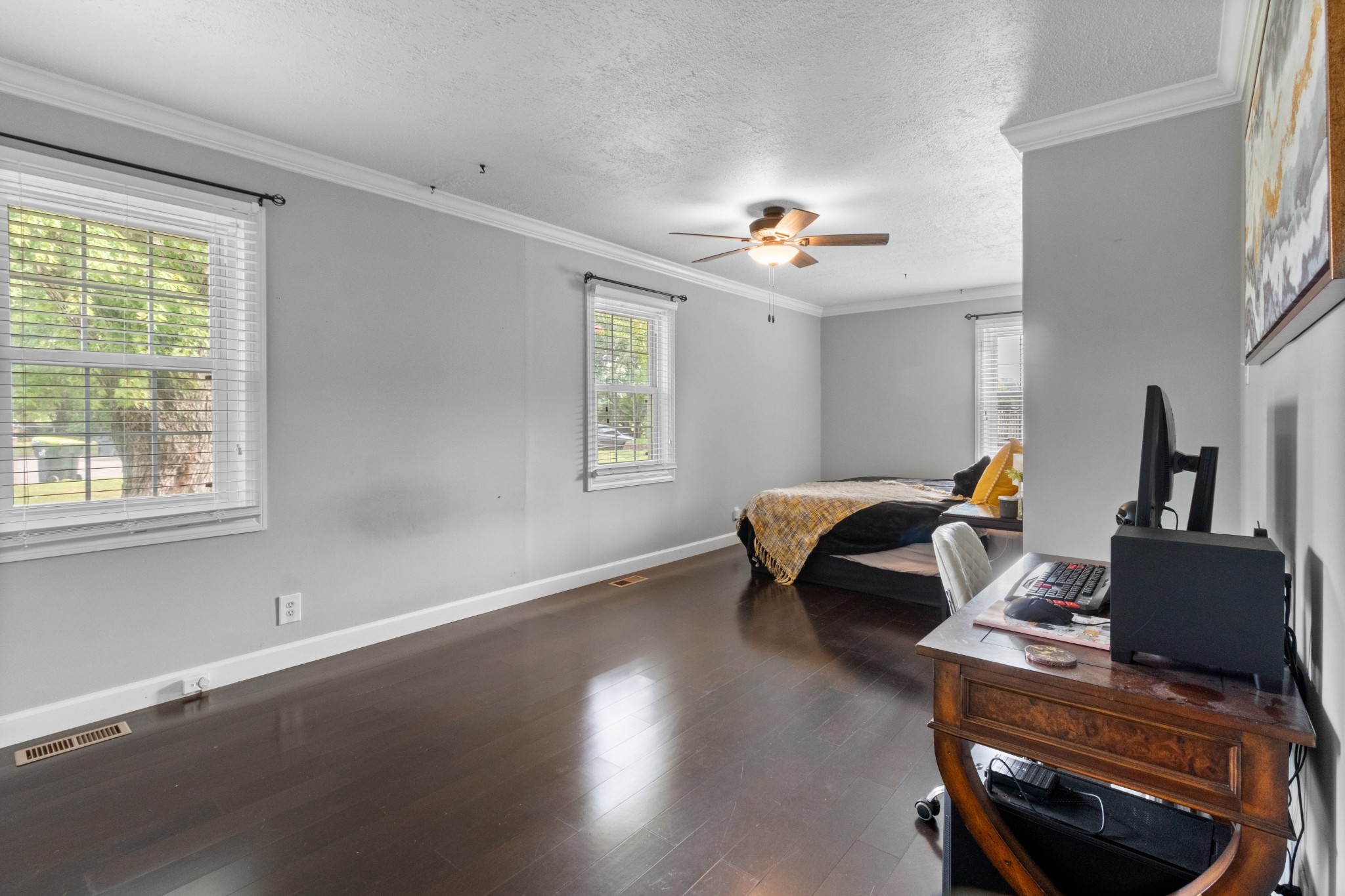 512 Caskey Dr