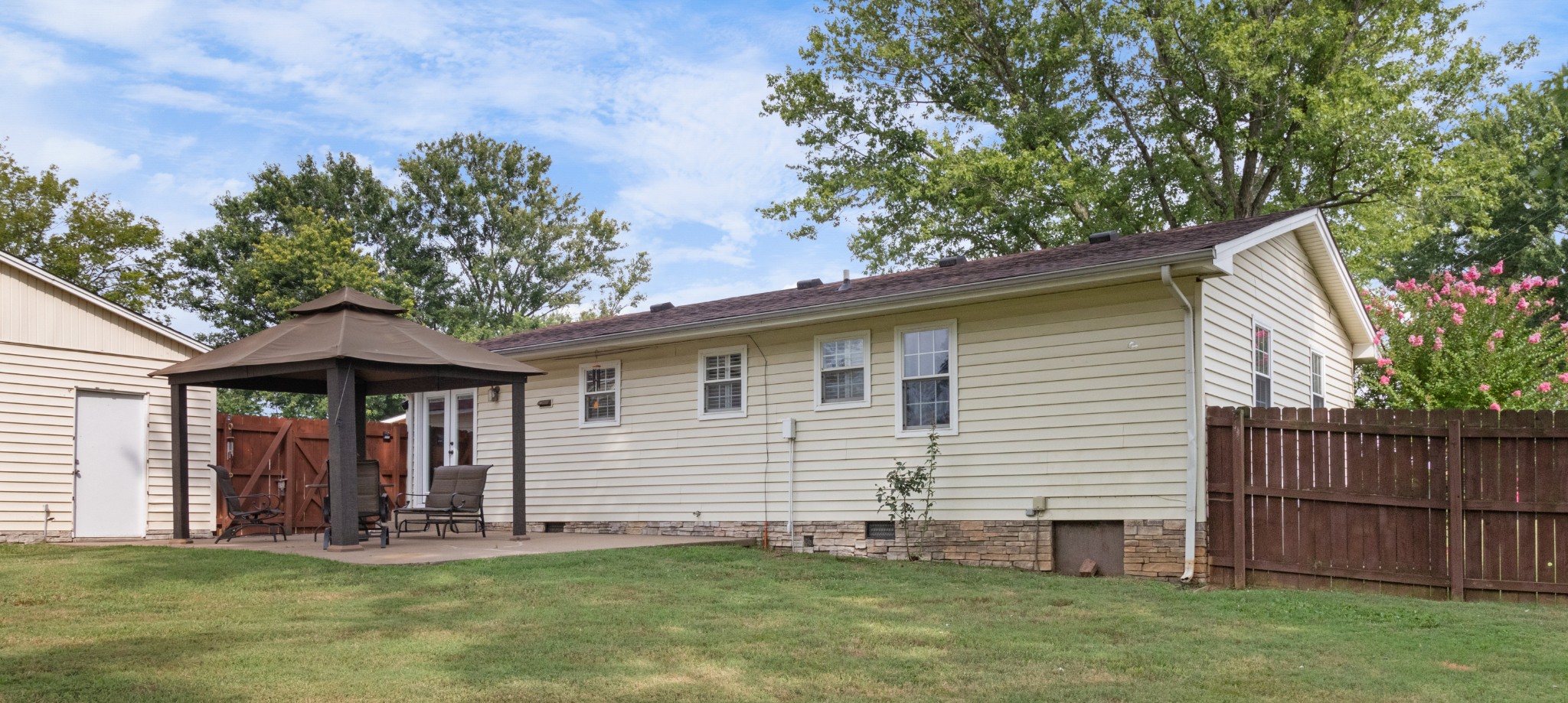 512 Caskey Dr