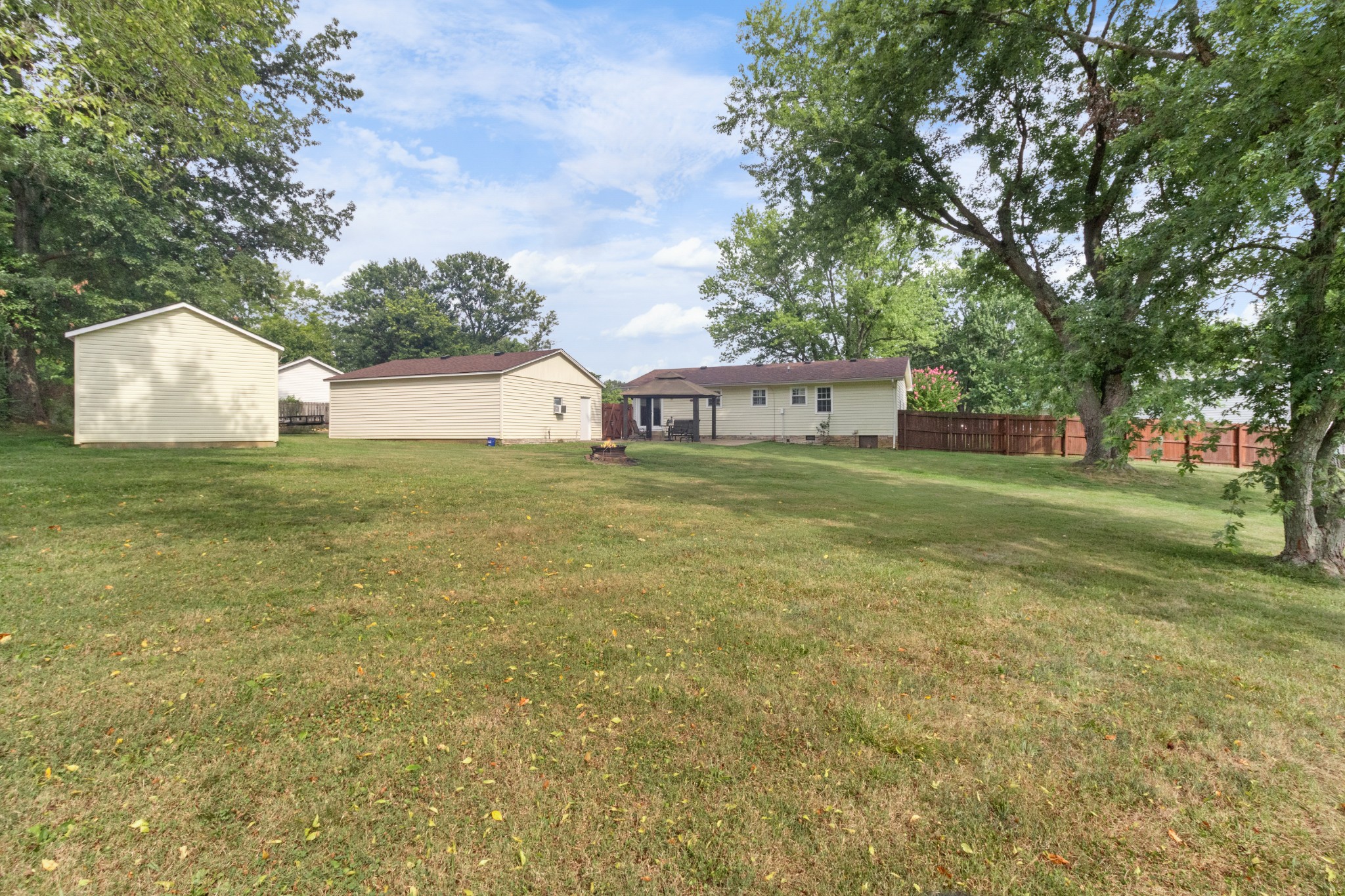 512 Caskey Dr