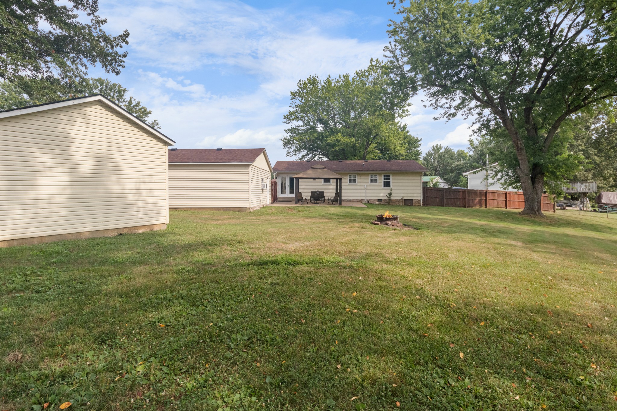 512 Caskey Dr