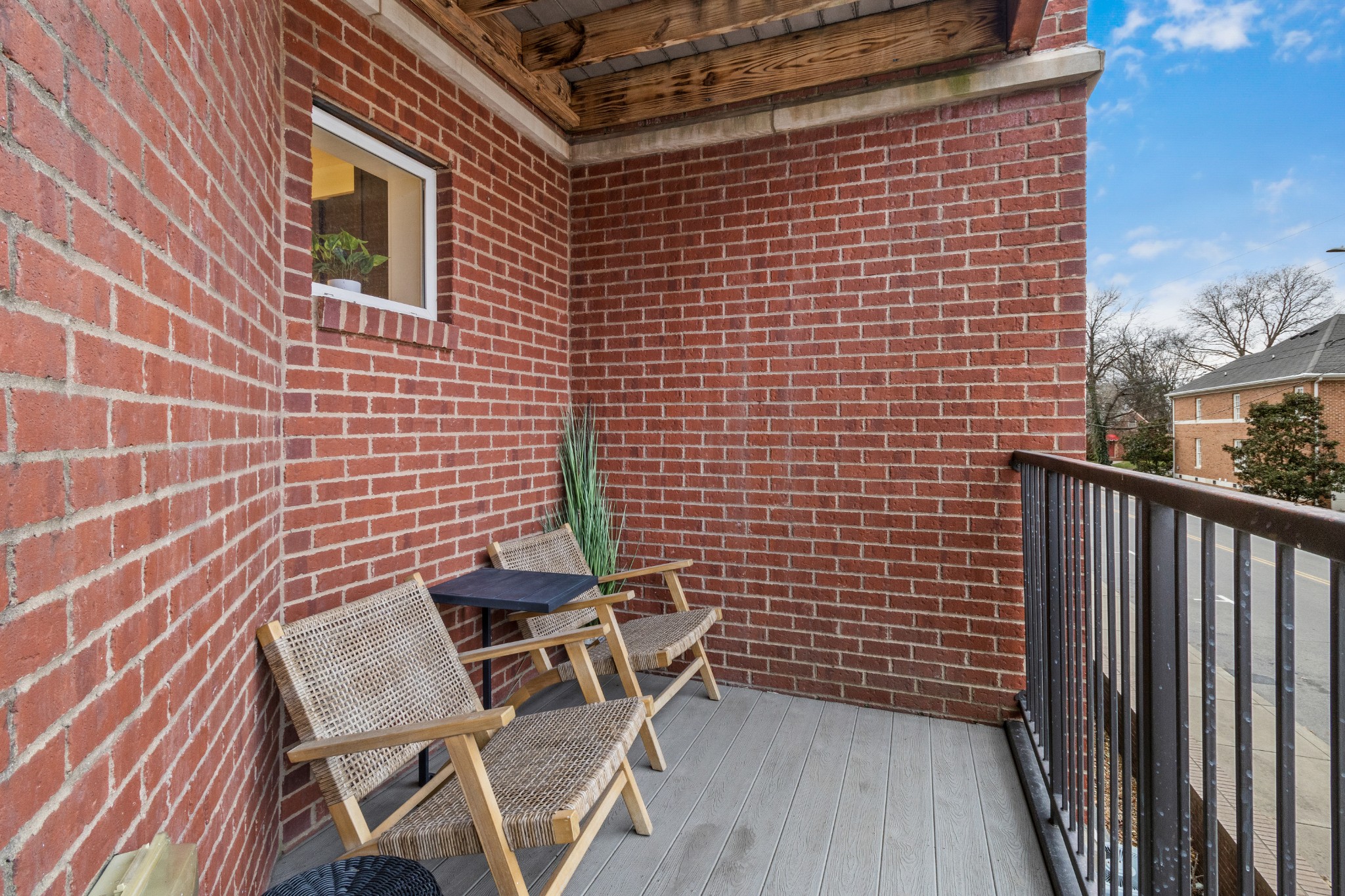 540 N 2nd St Unit: 207