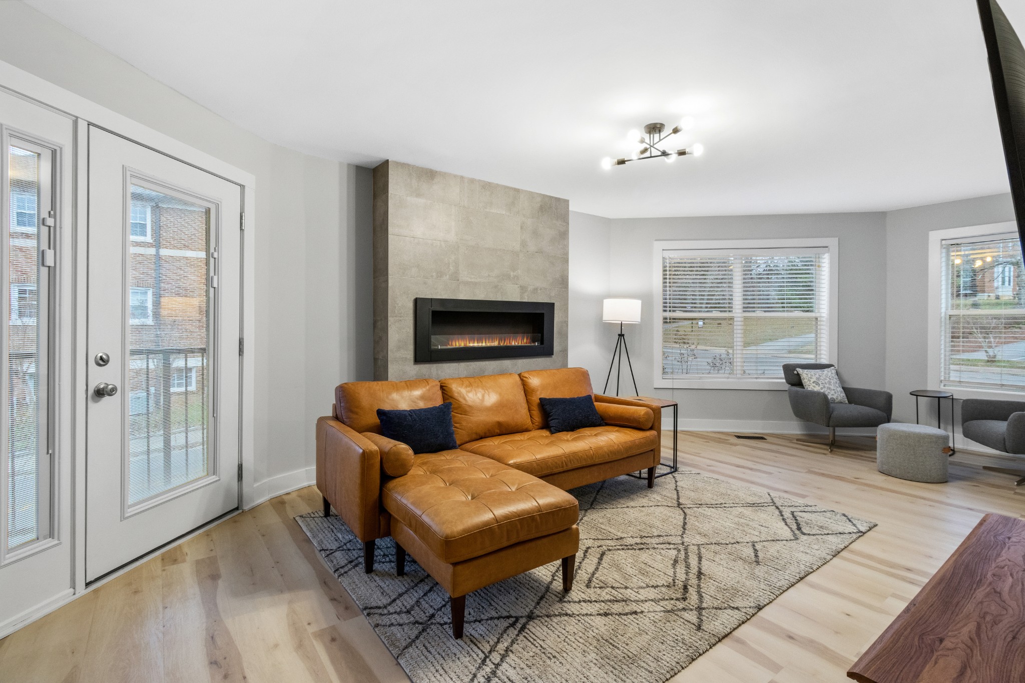 540 N 2nd St Unit: 207