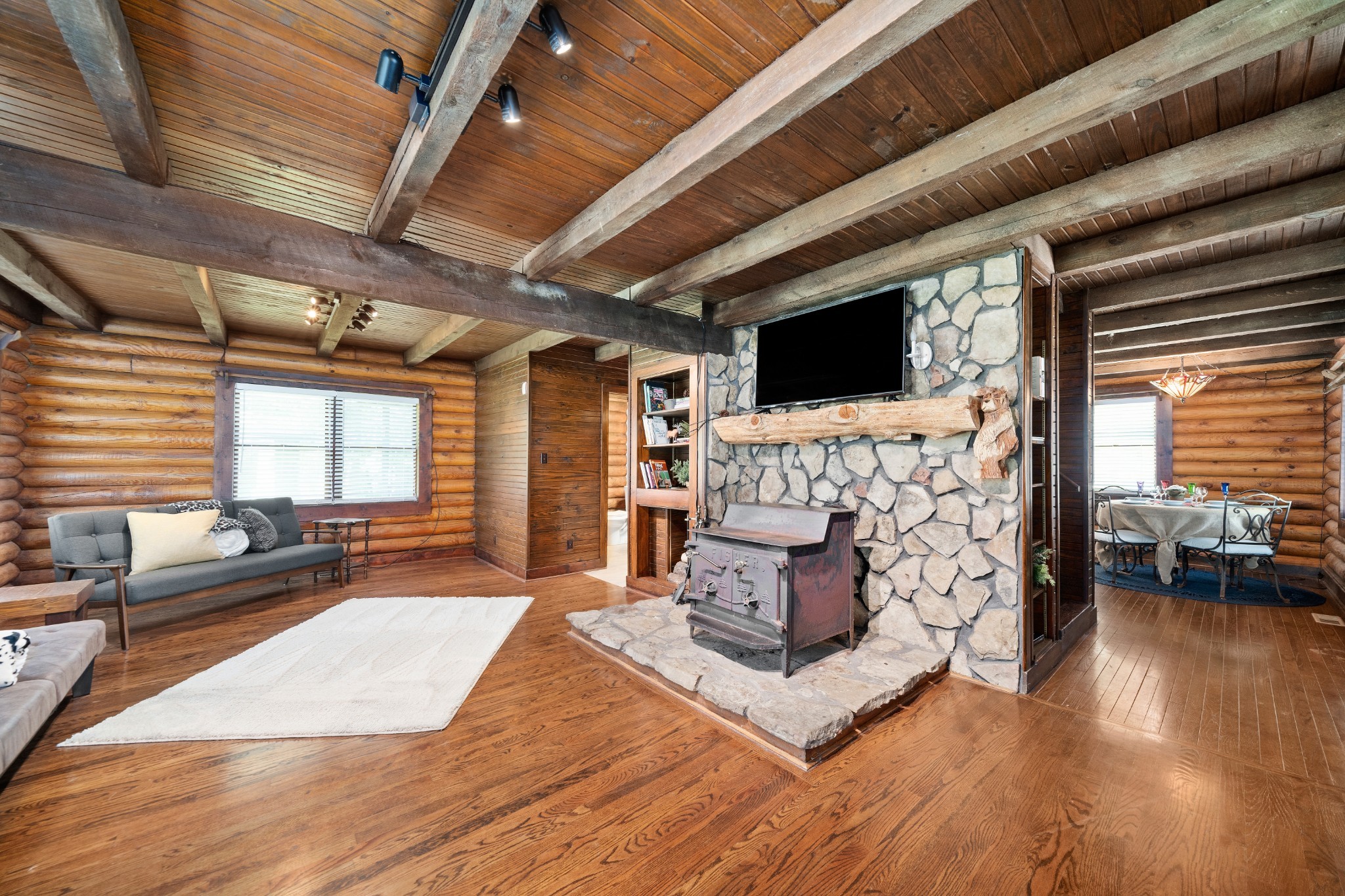 560 Buckeye Ln
