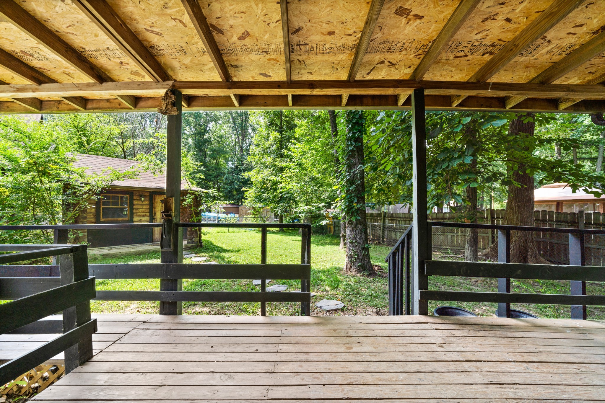 560 Buckeye Ln