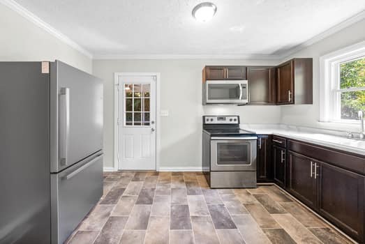 365 Hickory Grove Blvd