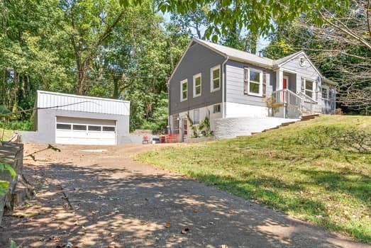 365 Hickory Grove Blvd