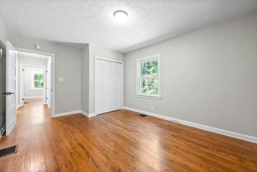 365 Hickory Grove Blvd
