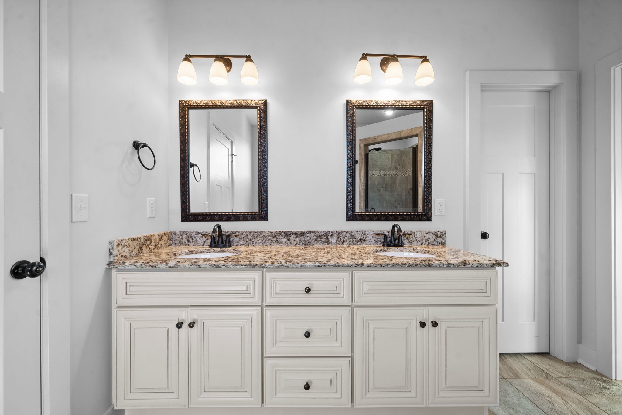 1009 Felts Dr