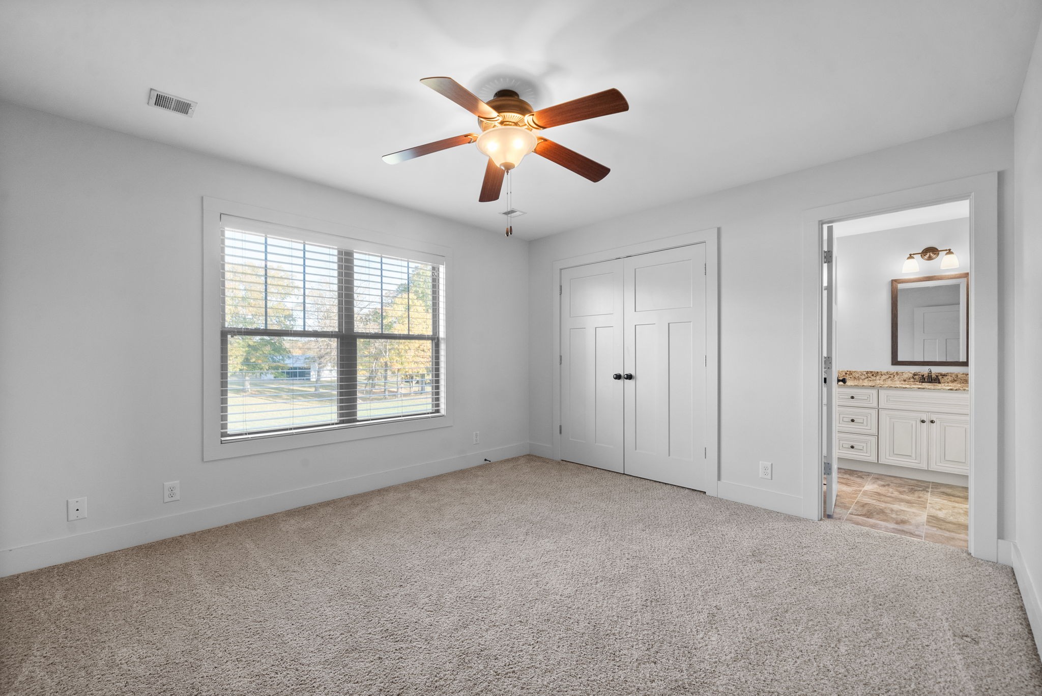 1009 Felts Dr