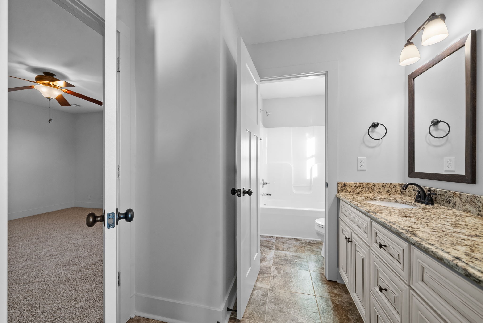 1009 Felts Dr