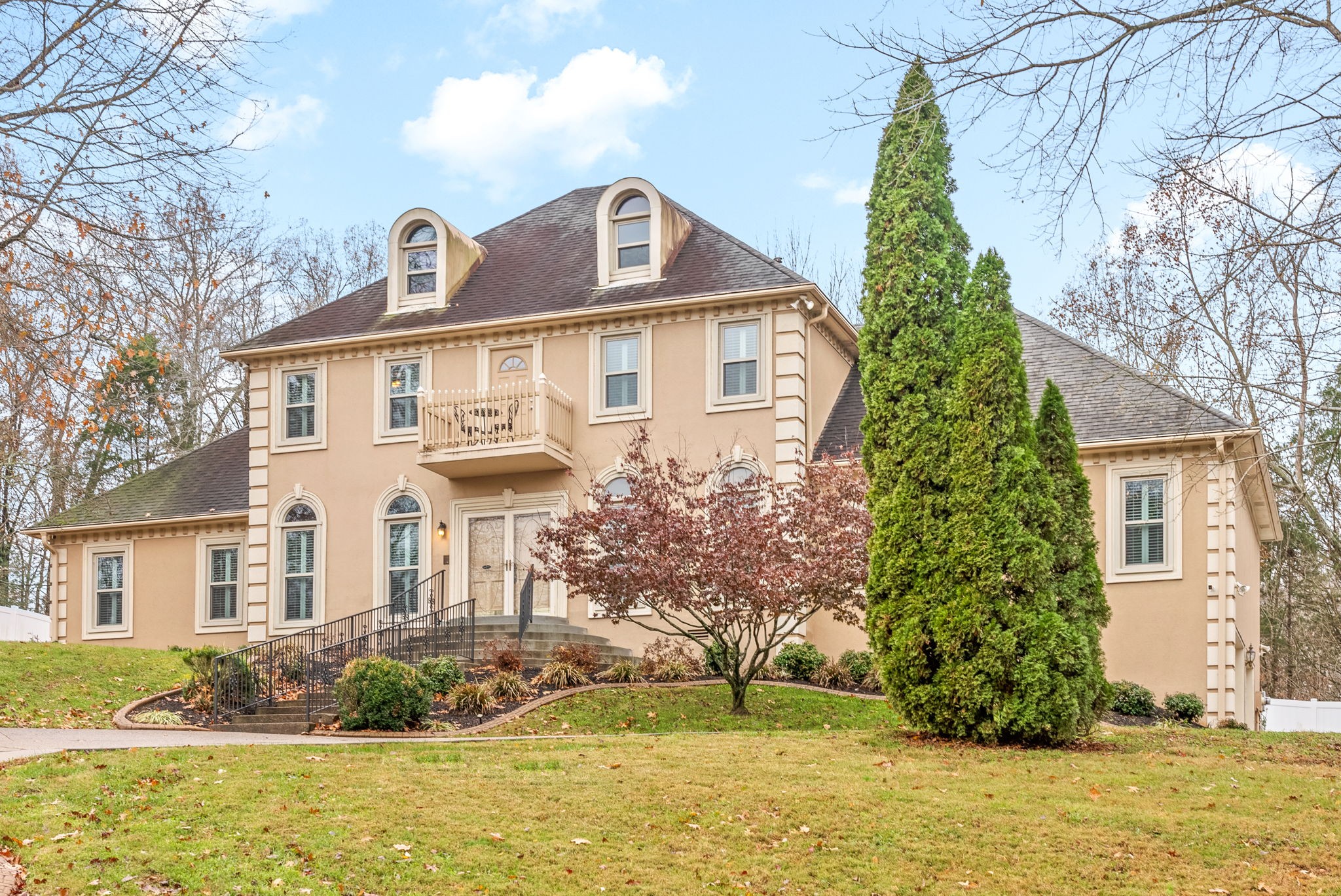 2706 Wakefield Dr