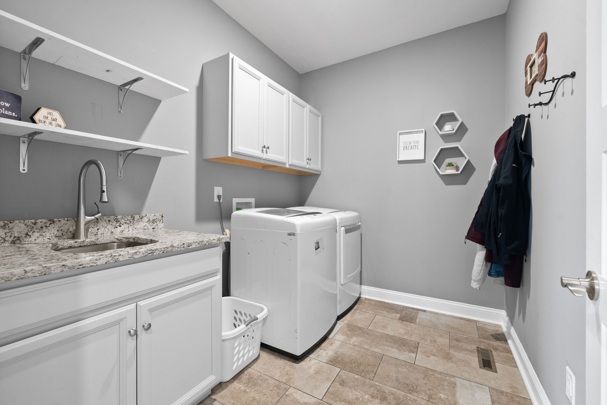 2255 Allen Griffey Ct