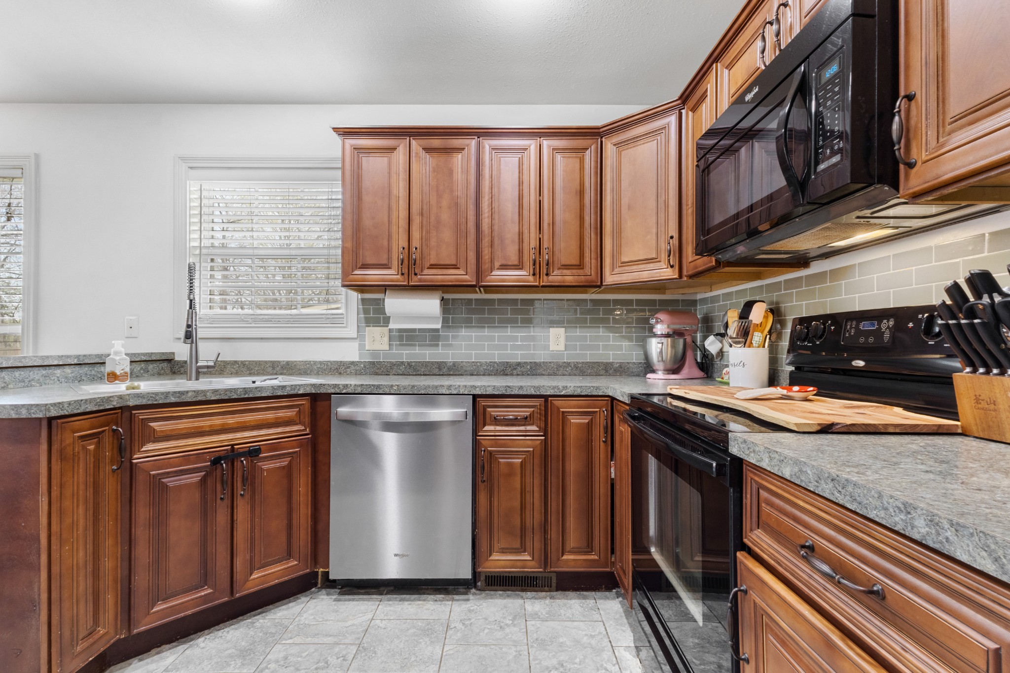 1755 Cabana Dr