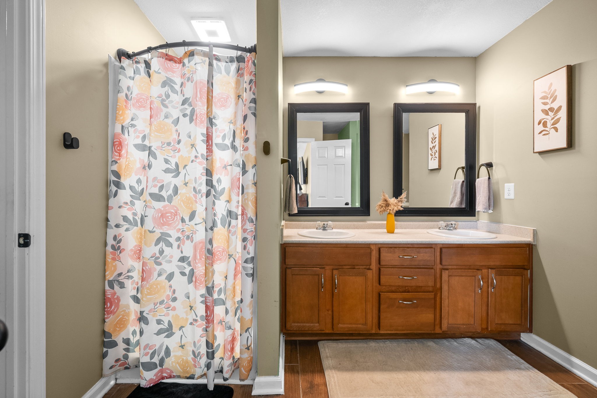 938 Commission Dr