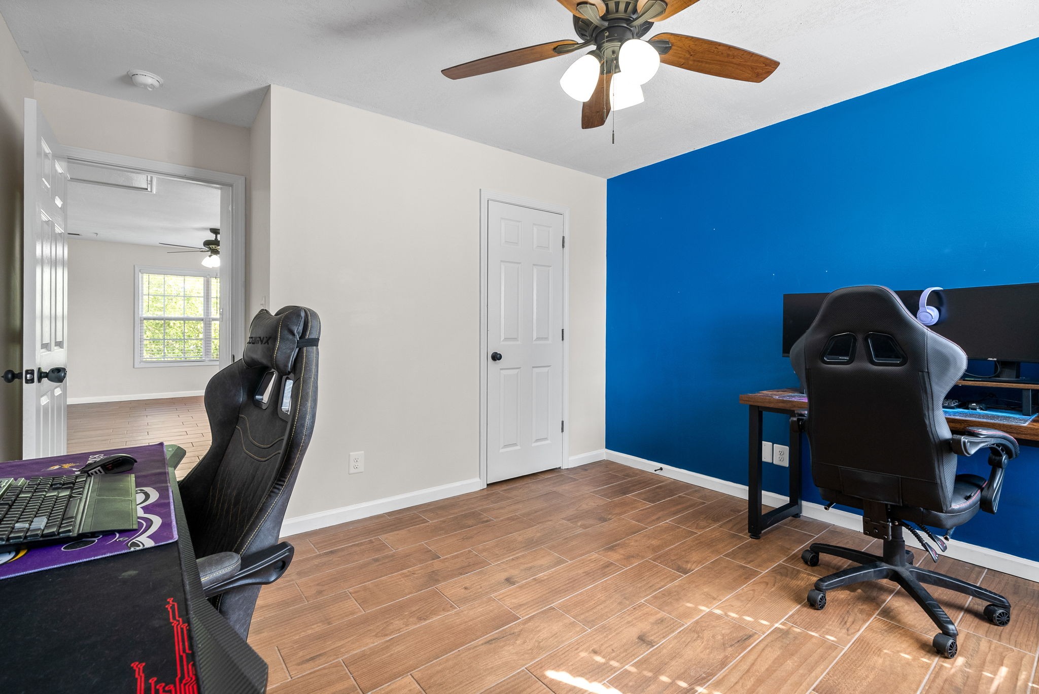 938 Commission Dr