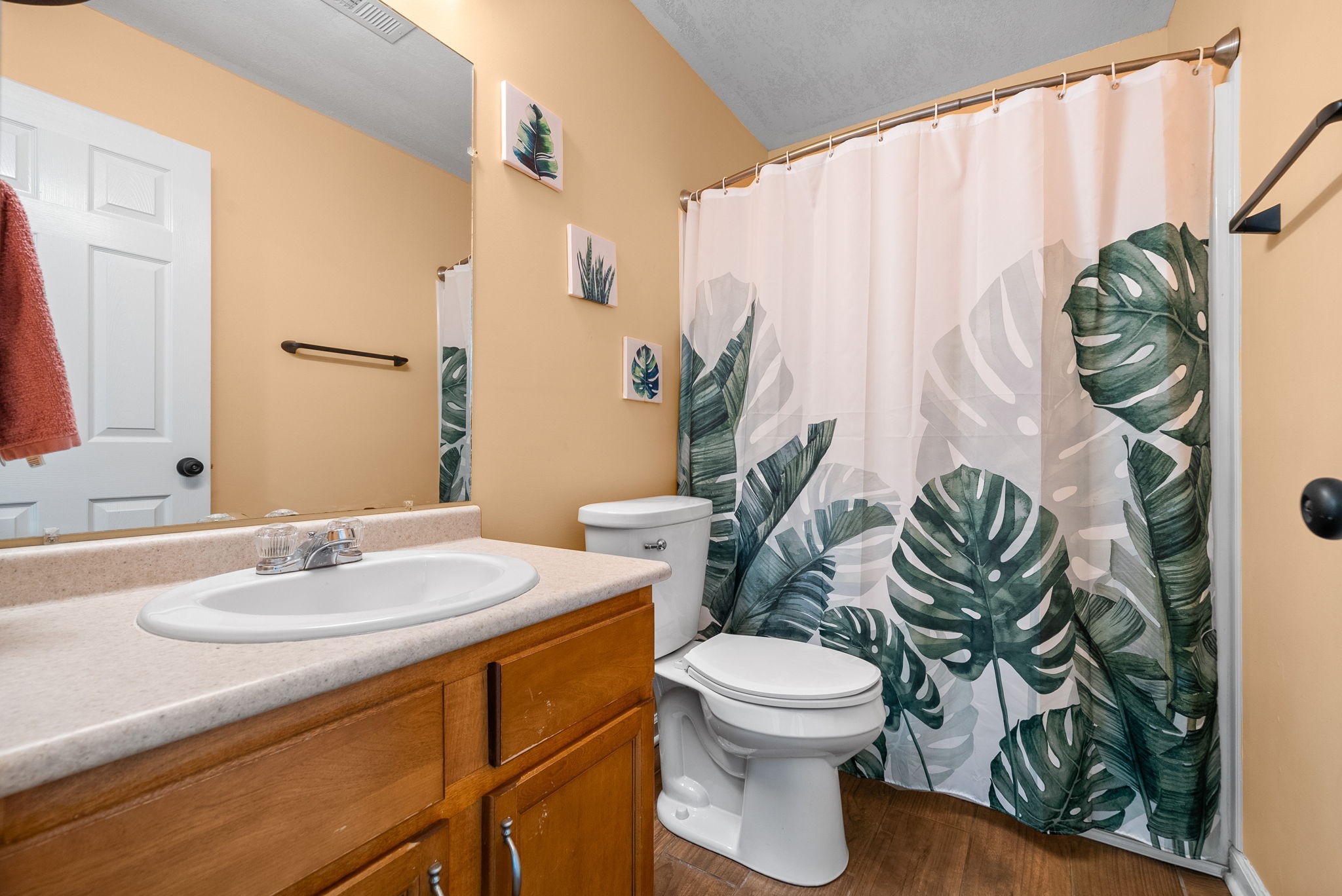 938 Commission Dr