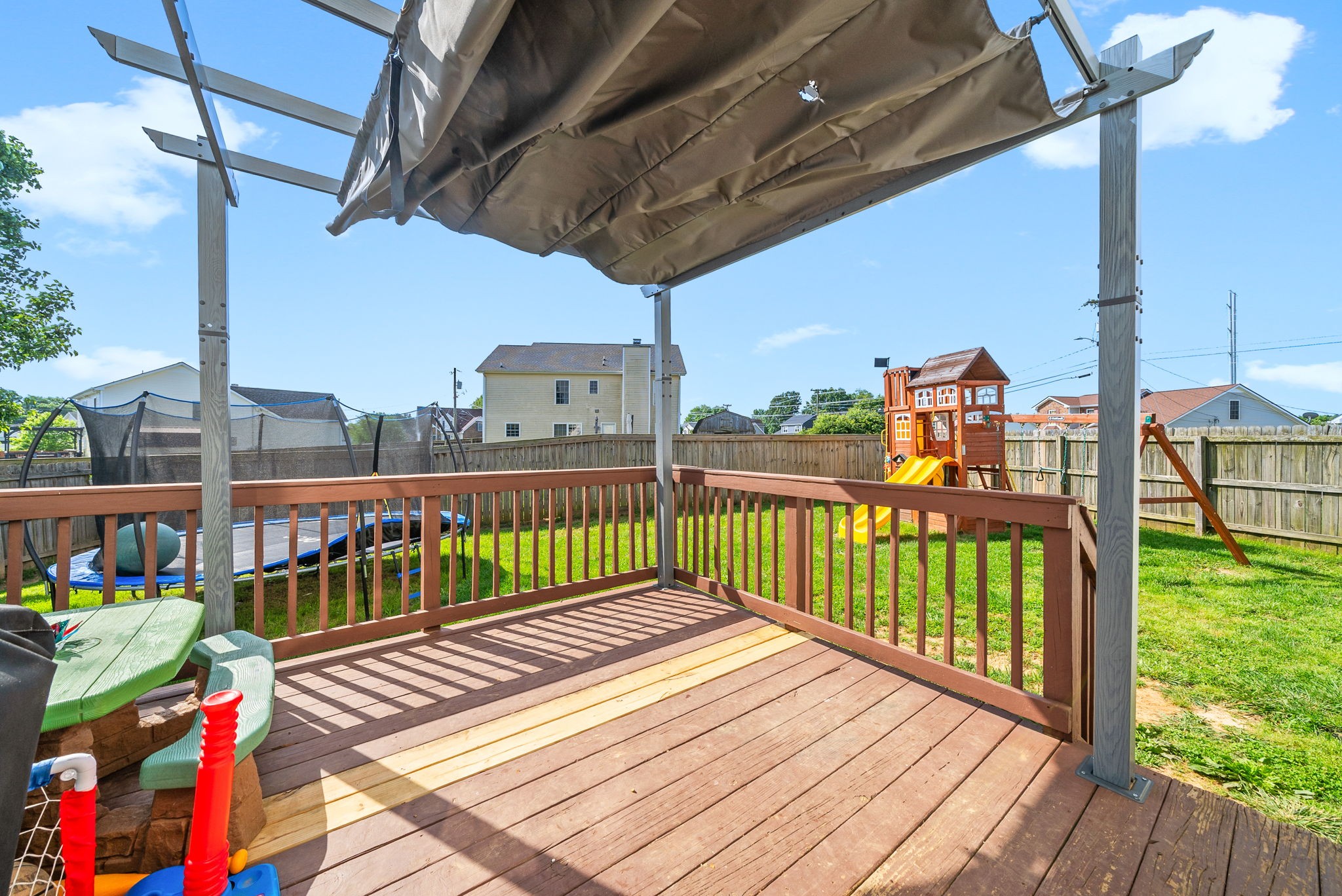 938 Commission Dr