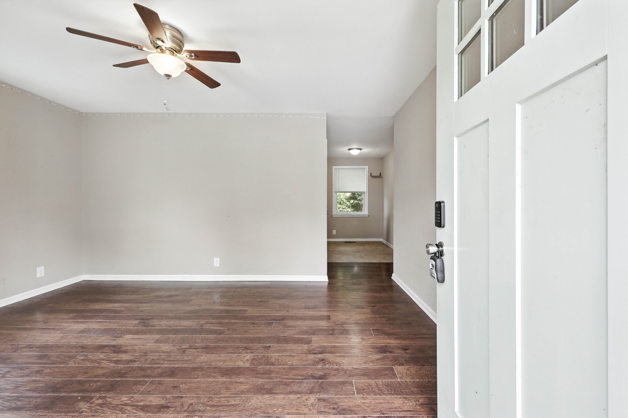 513 Adams Ct