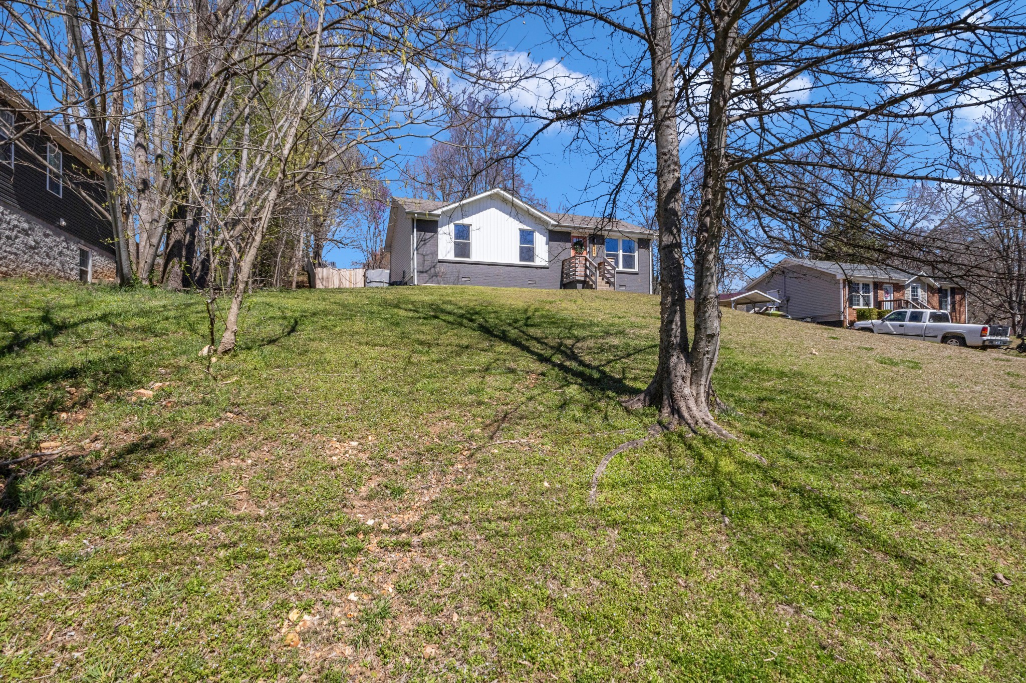 247 Jeffery Dr