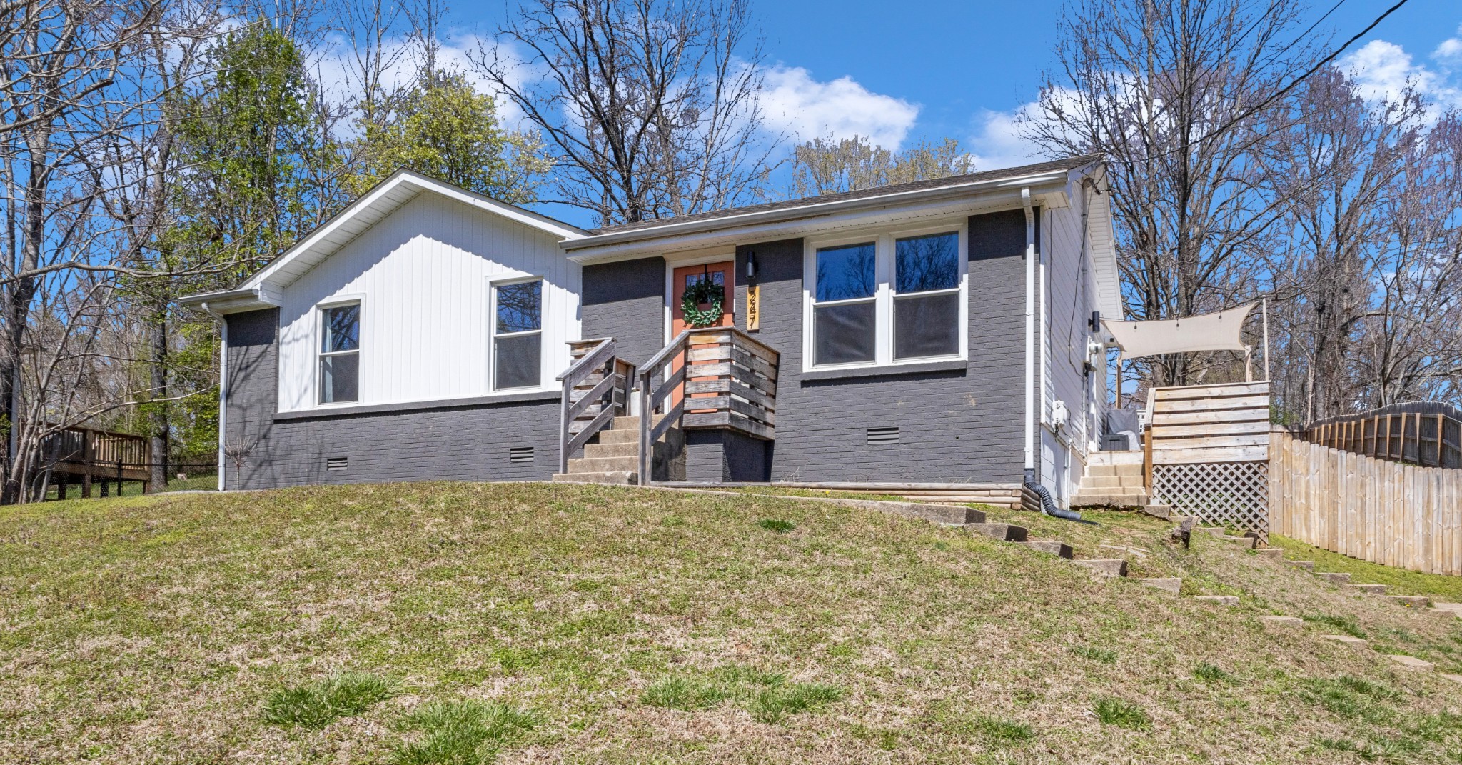 247 Jeffery Dr