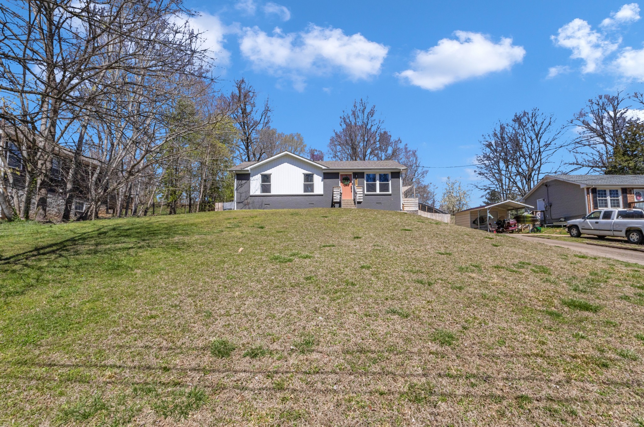 247 Jeffery Dr
