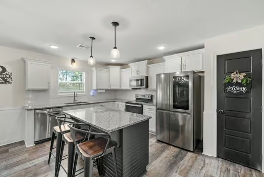 654 Tacoma Dr