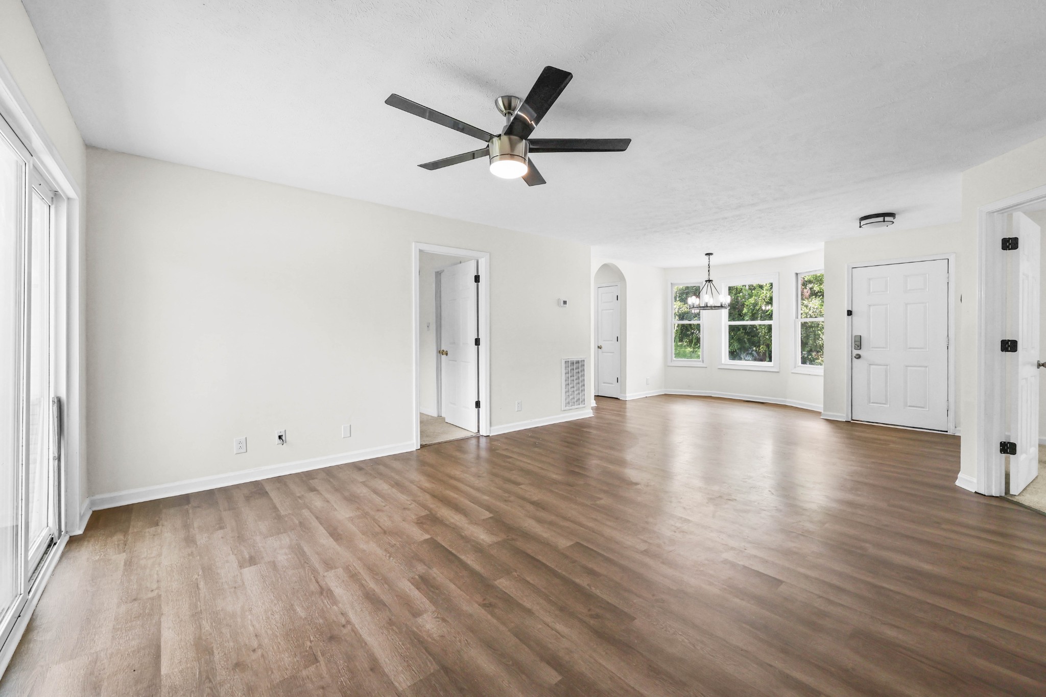 741 Princeton Cir