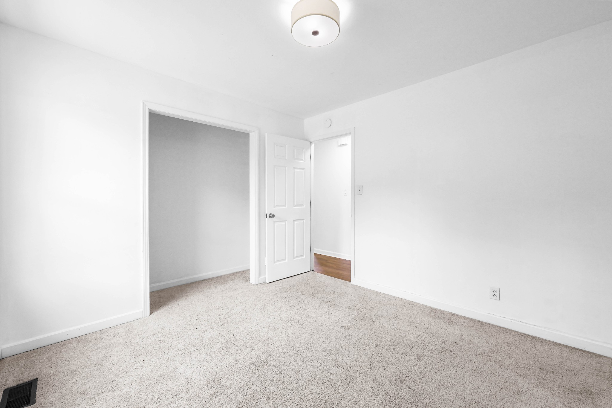 741 Princeton Cir