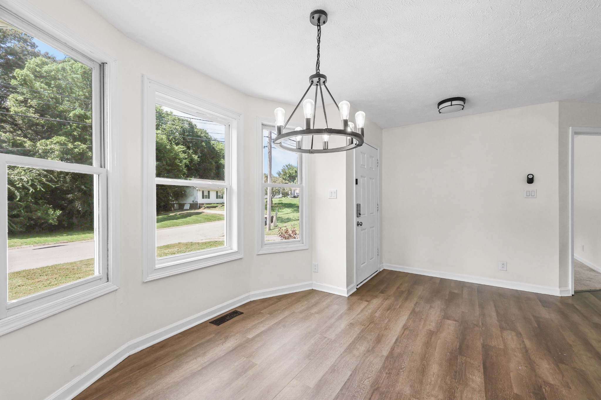 741 Princeton Cir