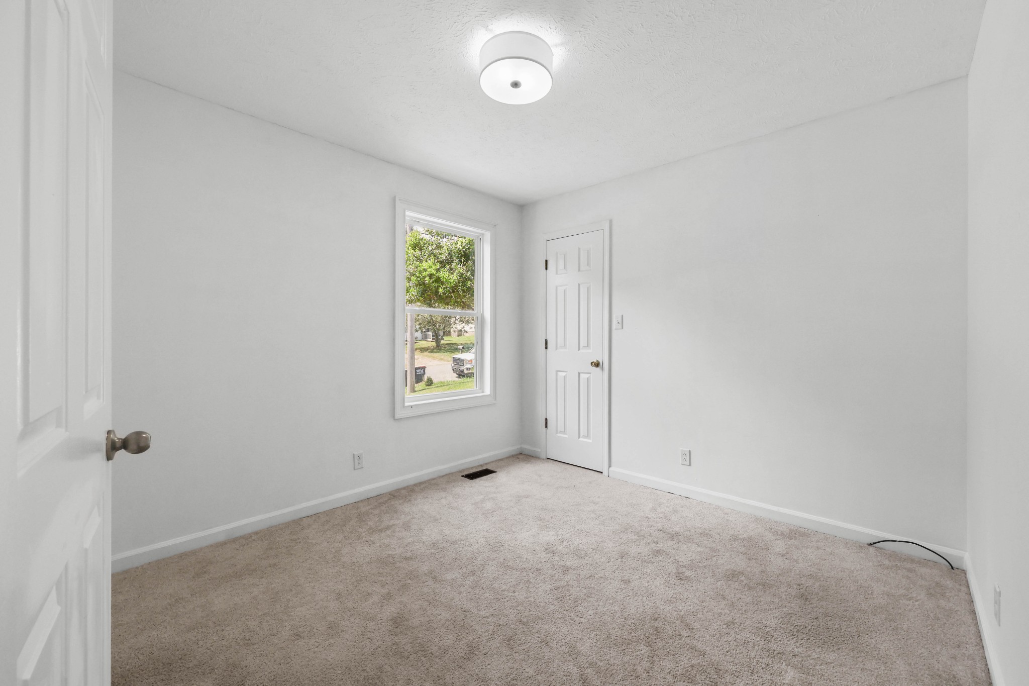 741 Princeton Cir
