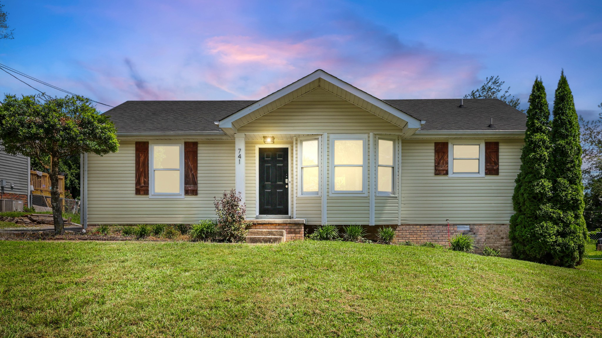 741 Princeton Cir
