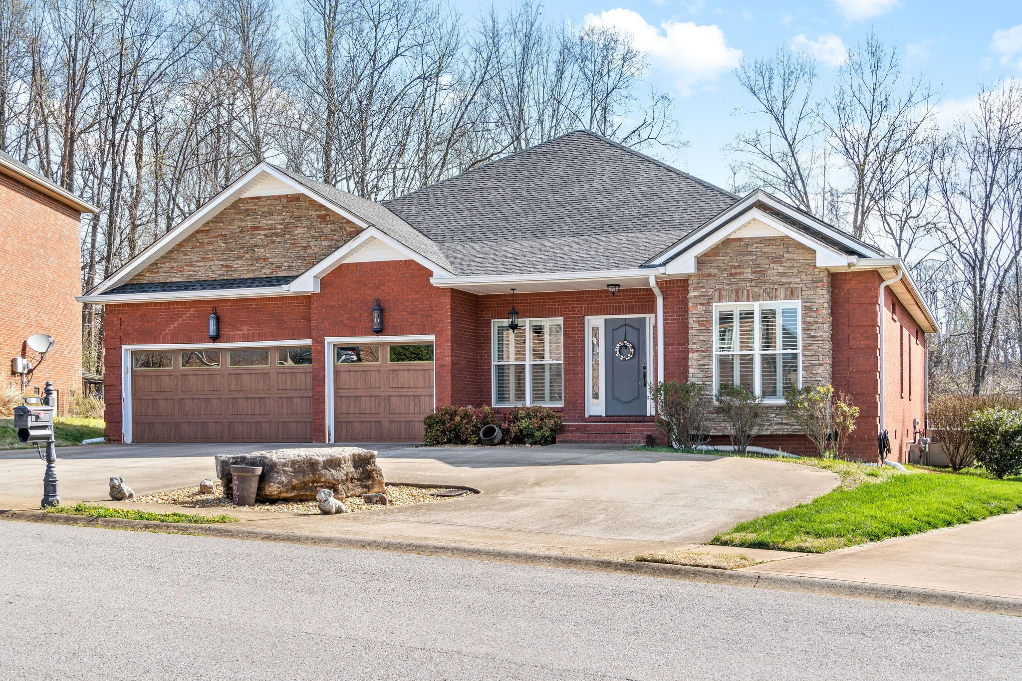 129 Roanoke Station Cir