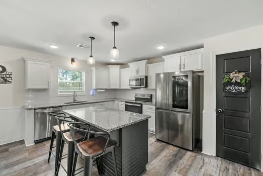 654 Tacoma Dr