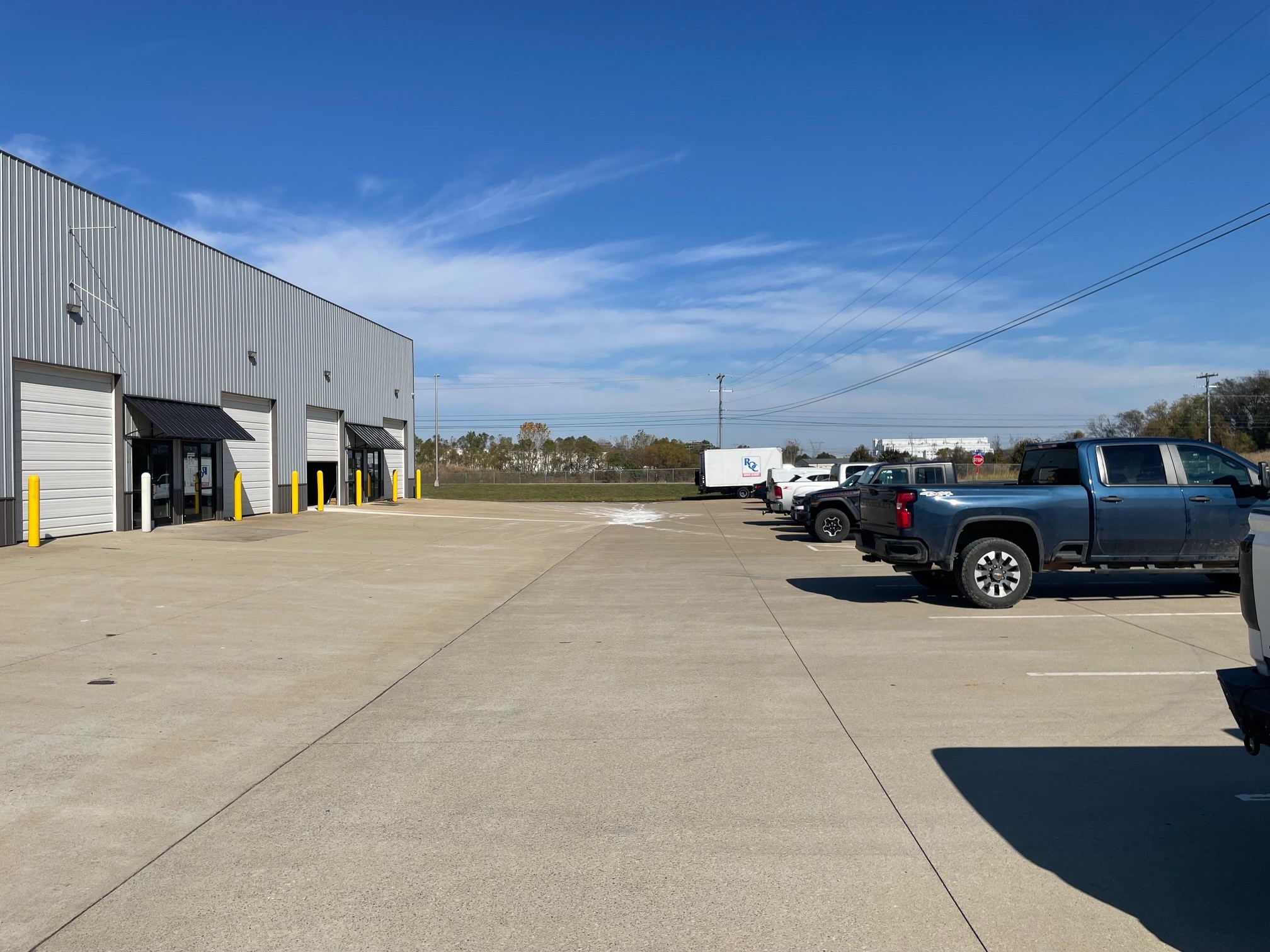 1050B International Blvd