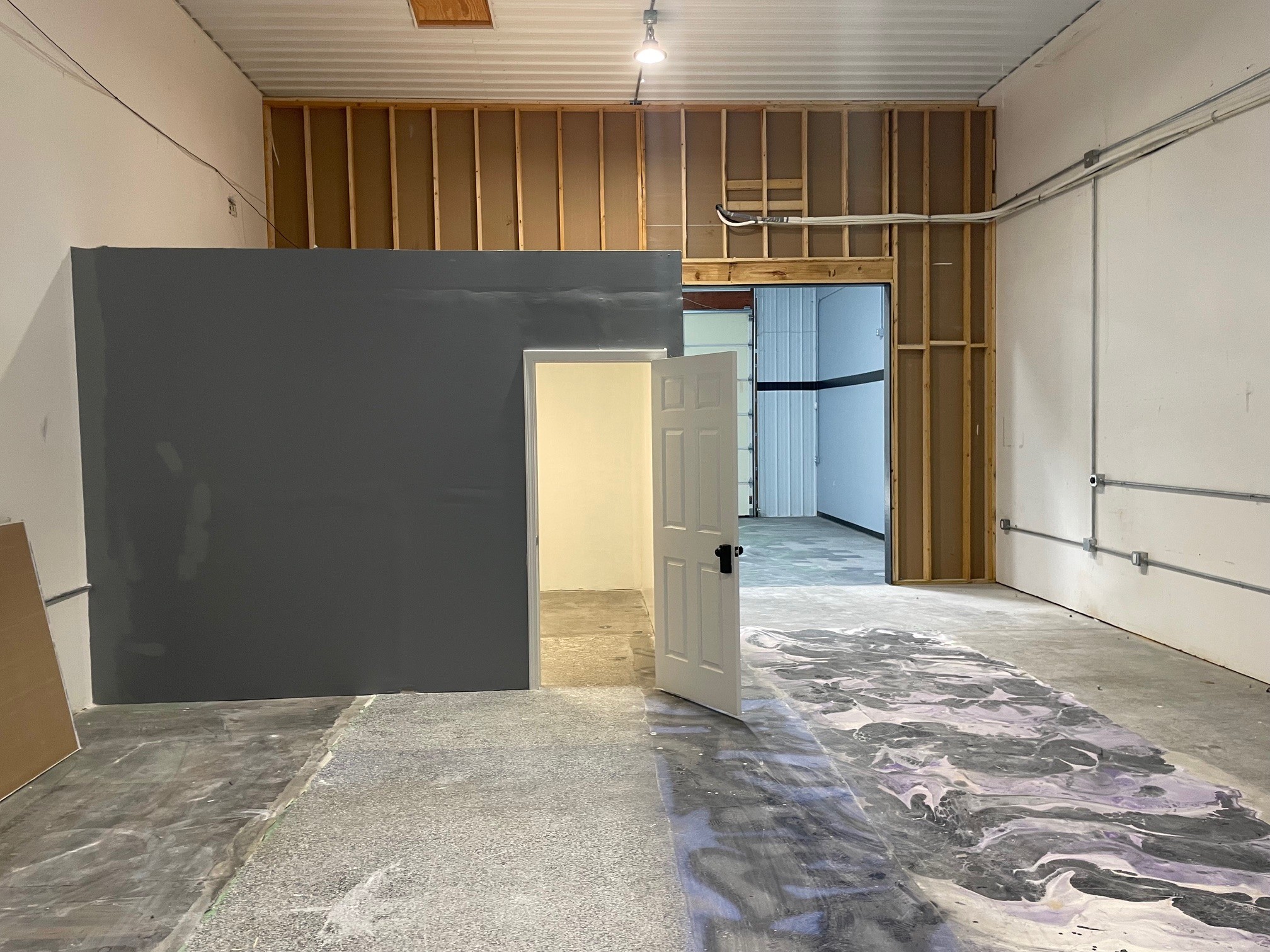 1050B International Blvd