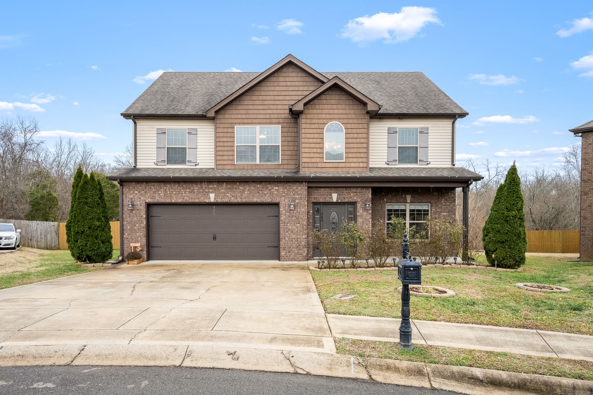940 Smoots Dr