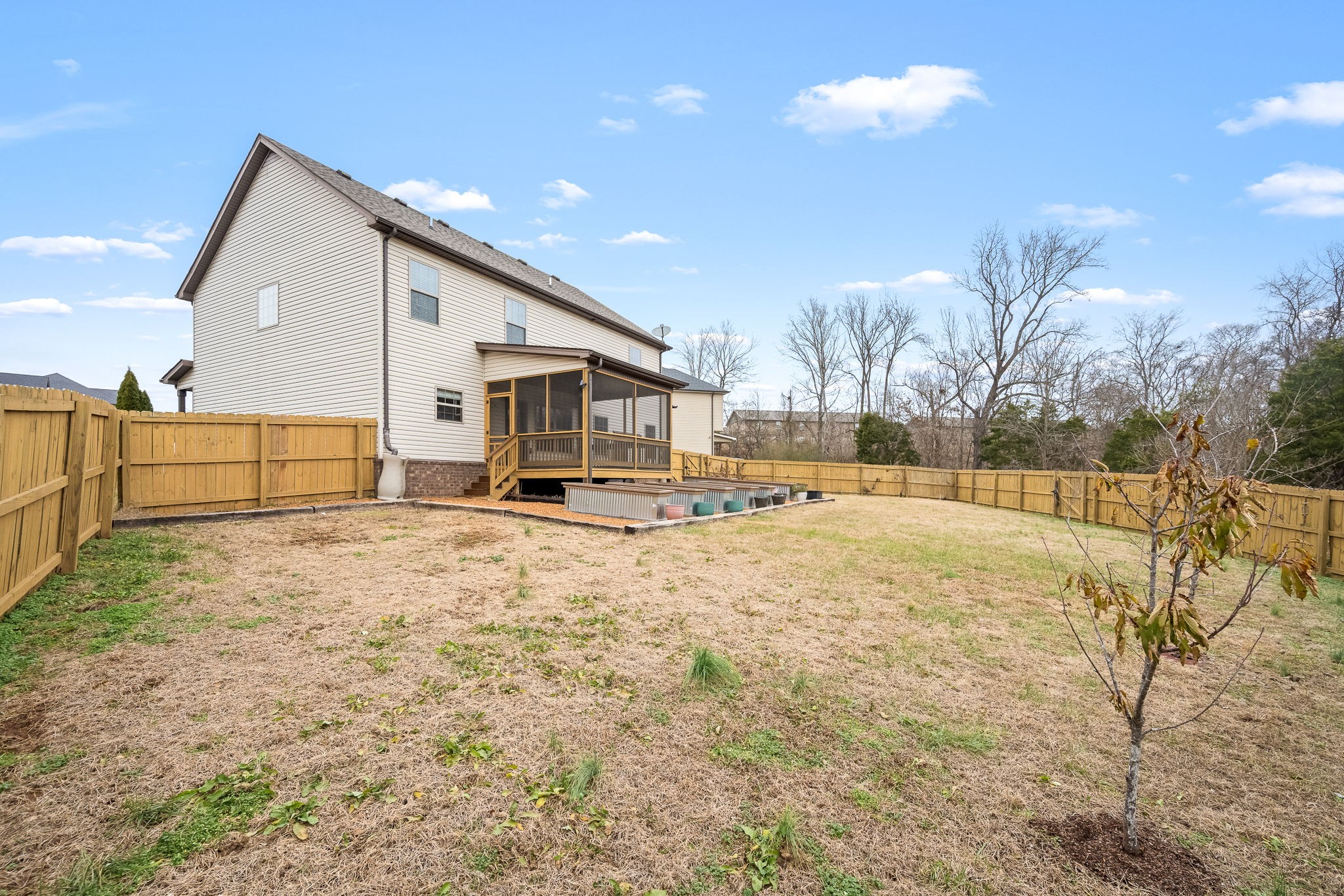 940 Smoots Dr