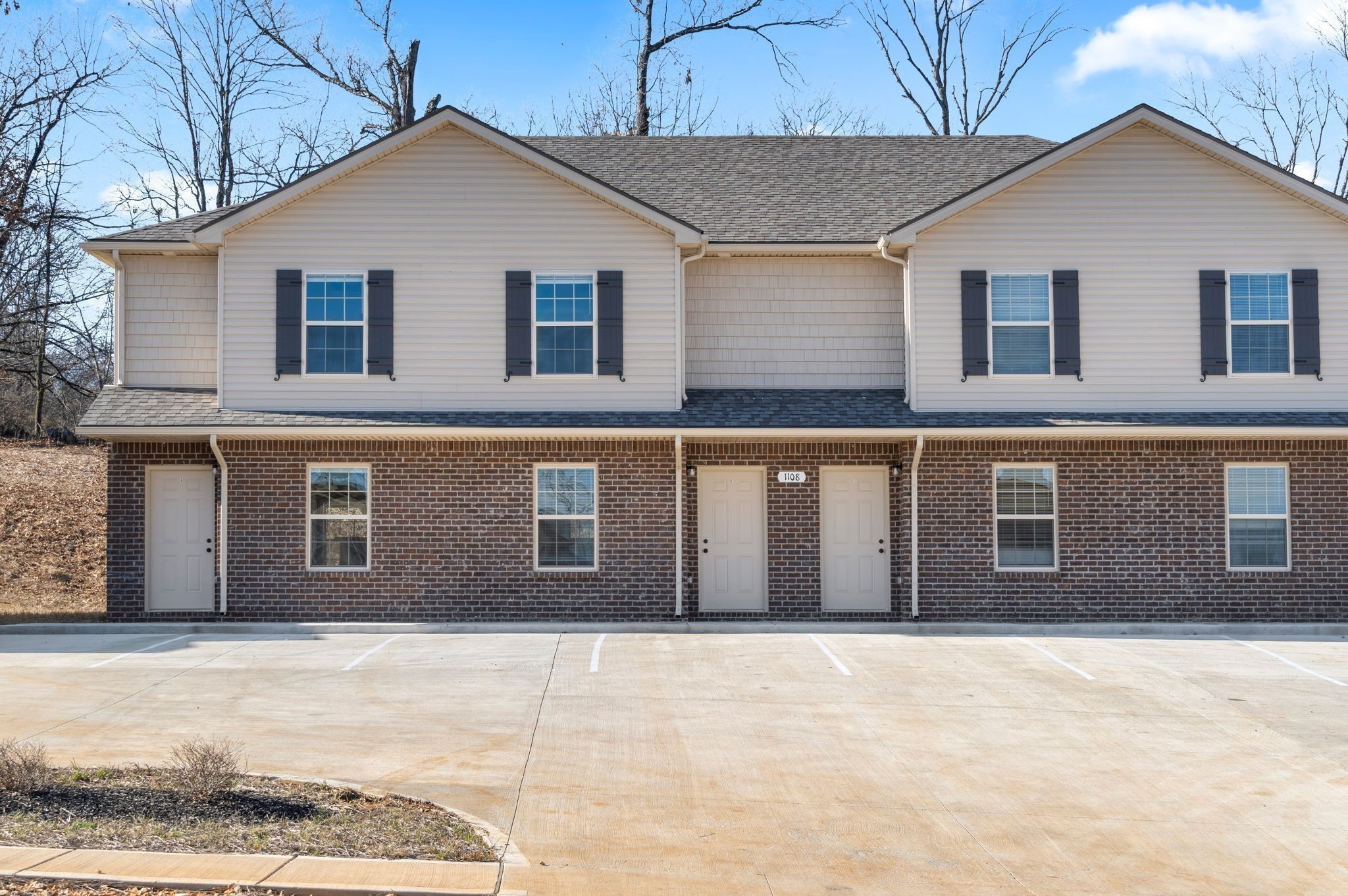 1128 Ziva Ln Unit: D
