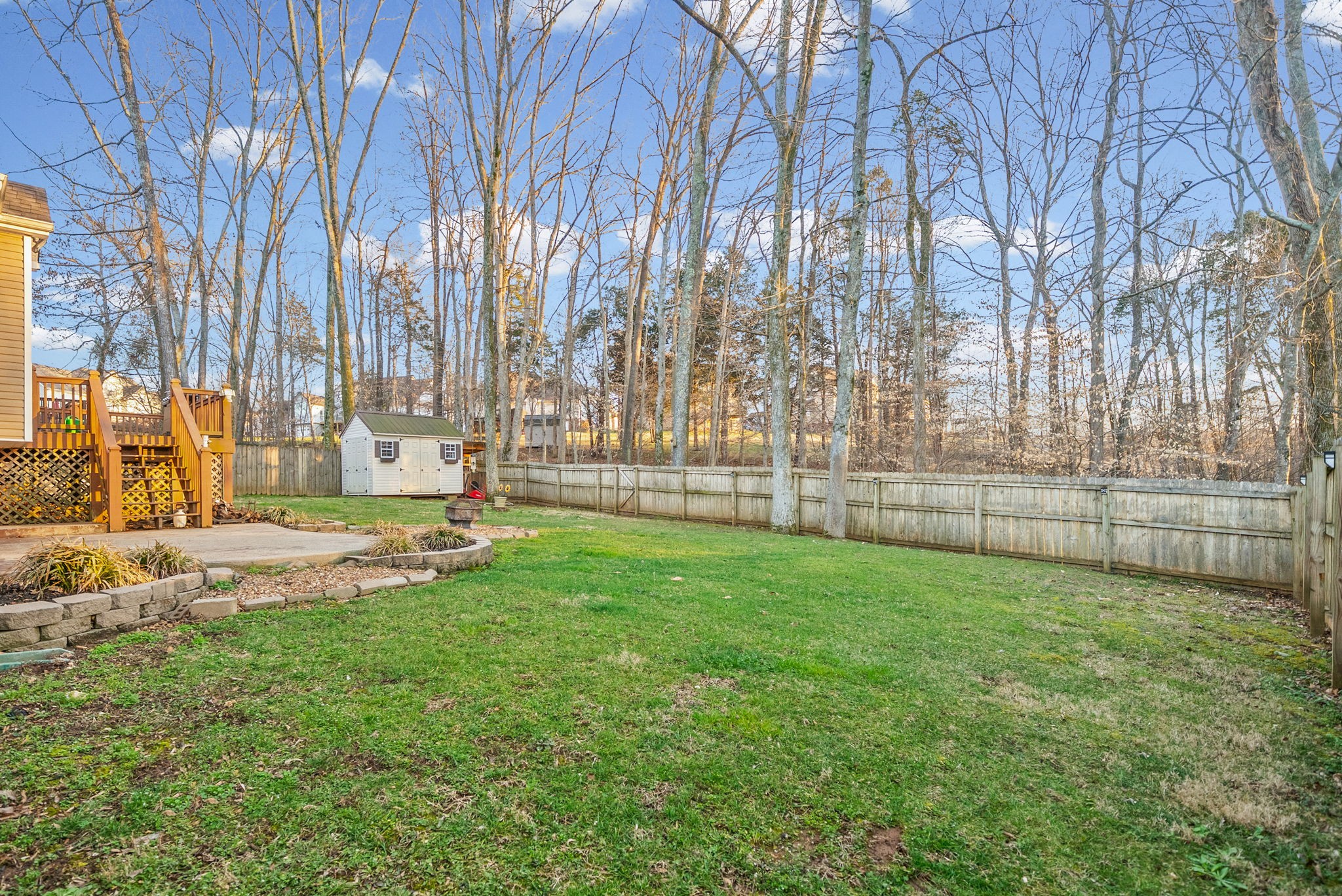 574 Winding Bluff Way