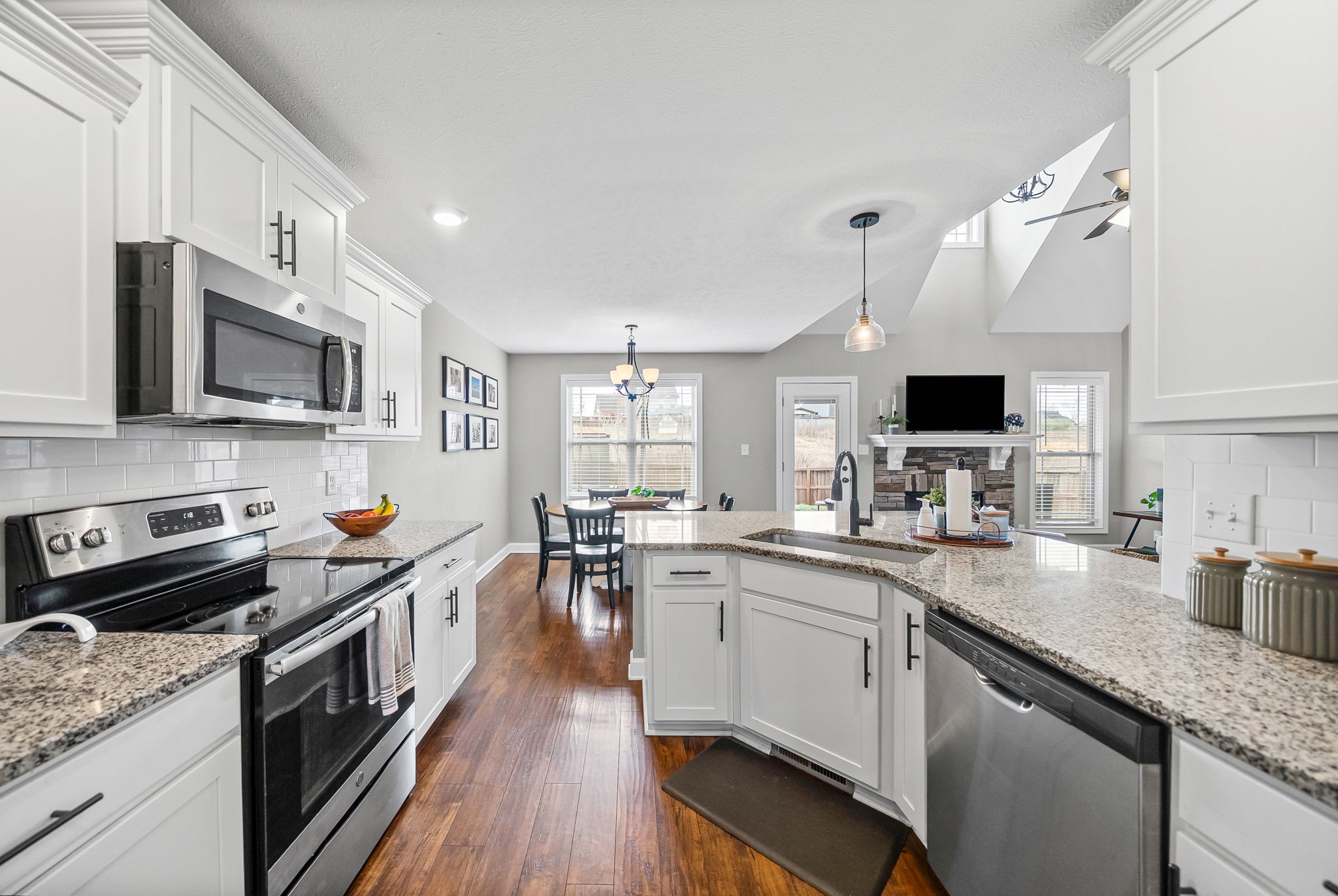 349 Rye Dr